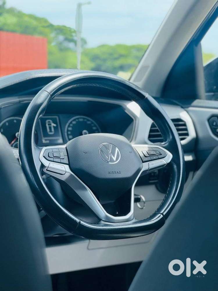 Volkswagen Taigun 1.0 Tsi Highline At, 2022, Petrol