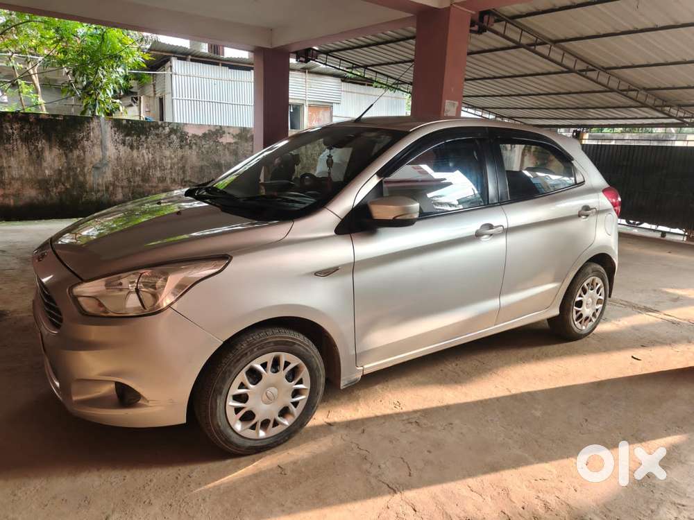 Ford Figo Petrol Titanium, 2016, Petrol