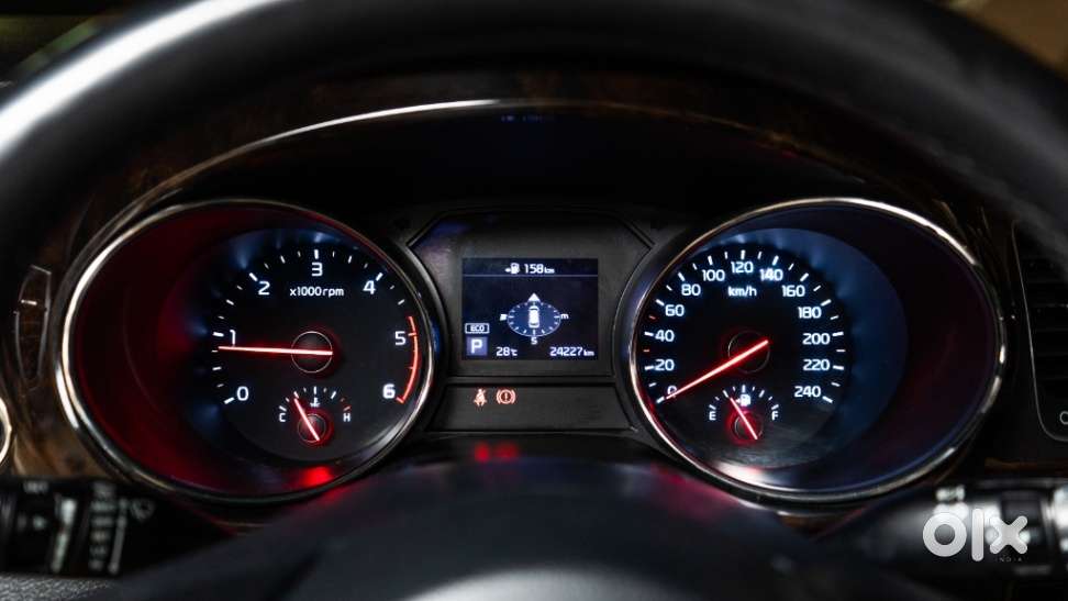 Kia Carnival Limousine Plus 7 Str, 2023, Diesel