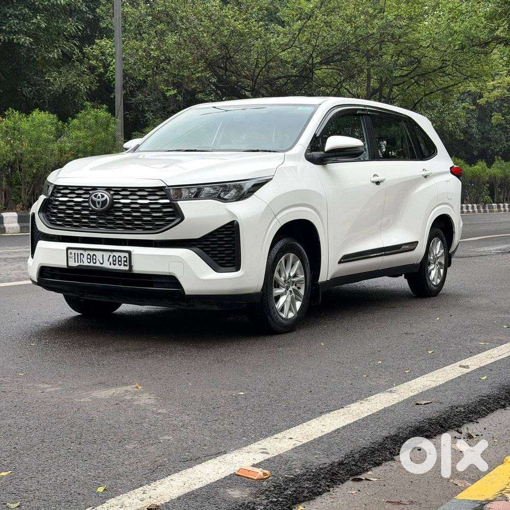 Toyota Innova Hycross 2.0 Gx 7 Str, 2023, Petrol