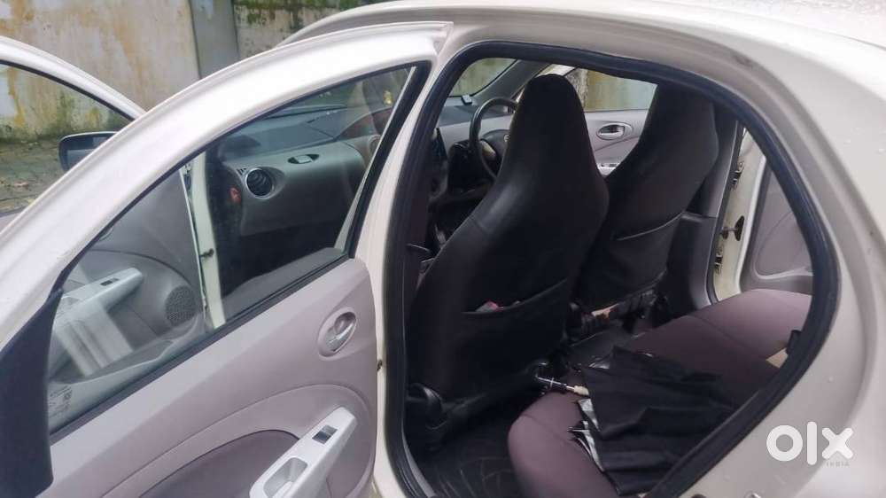 Toyota Etios V White Single Owner