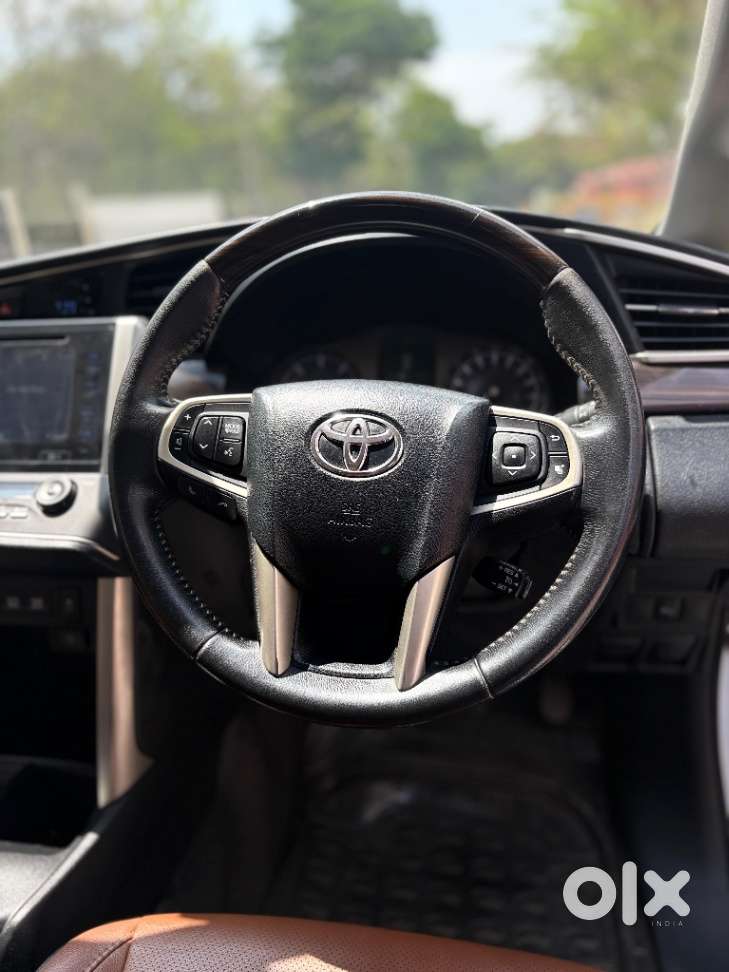 Toyota Innova Crysta 2.8z Automatic, 2018, Diesel