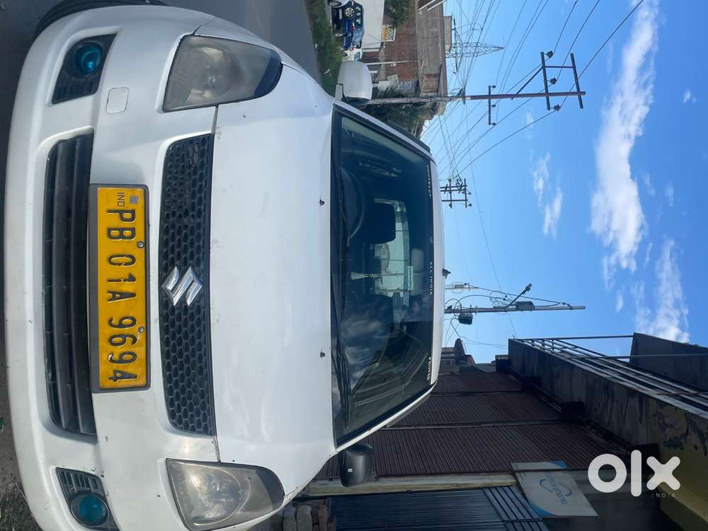 Maruti Suzuki Swift Dzire Tour 2016 Diesel Well Maintained