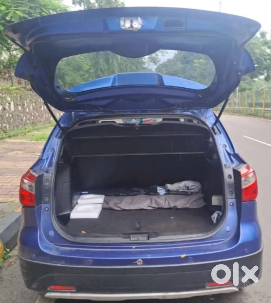 Maruti Suzuki S-cross 1.6 Diesel 2016