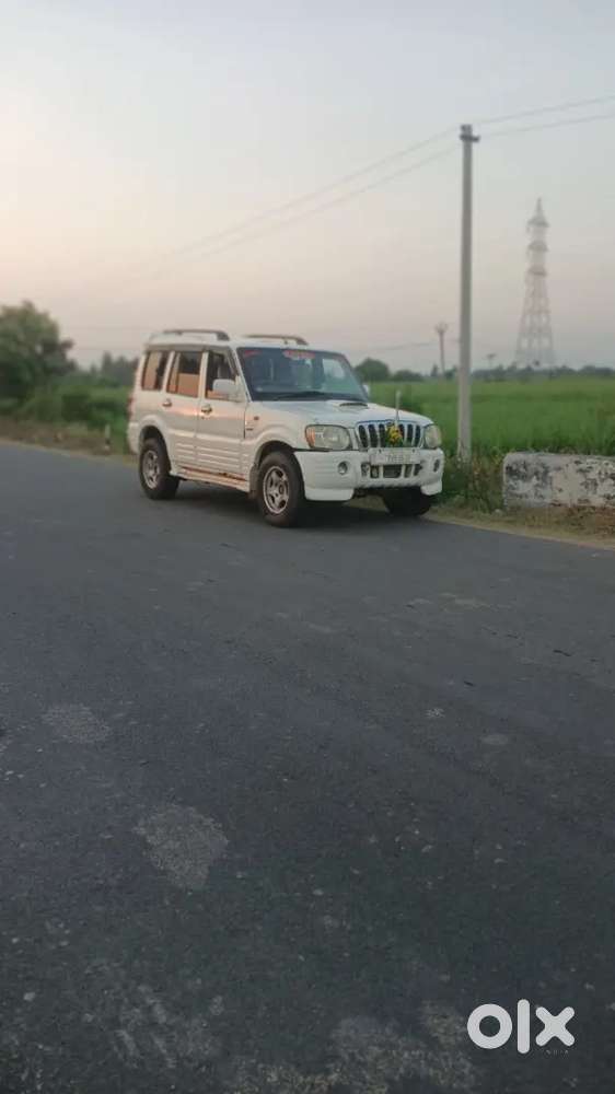 Mahindra Scorpio Classic 2006 Diesel 100000 Km Driven