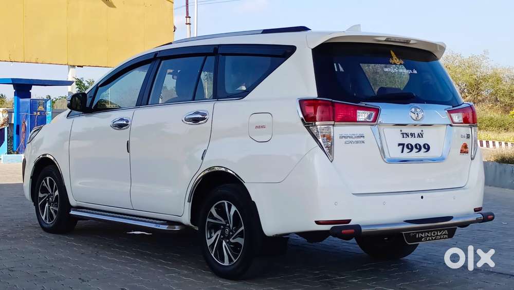 Toyota Innova Crysta
