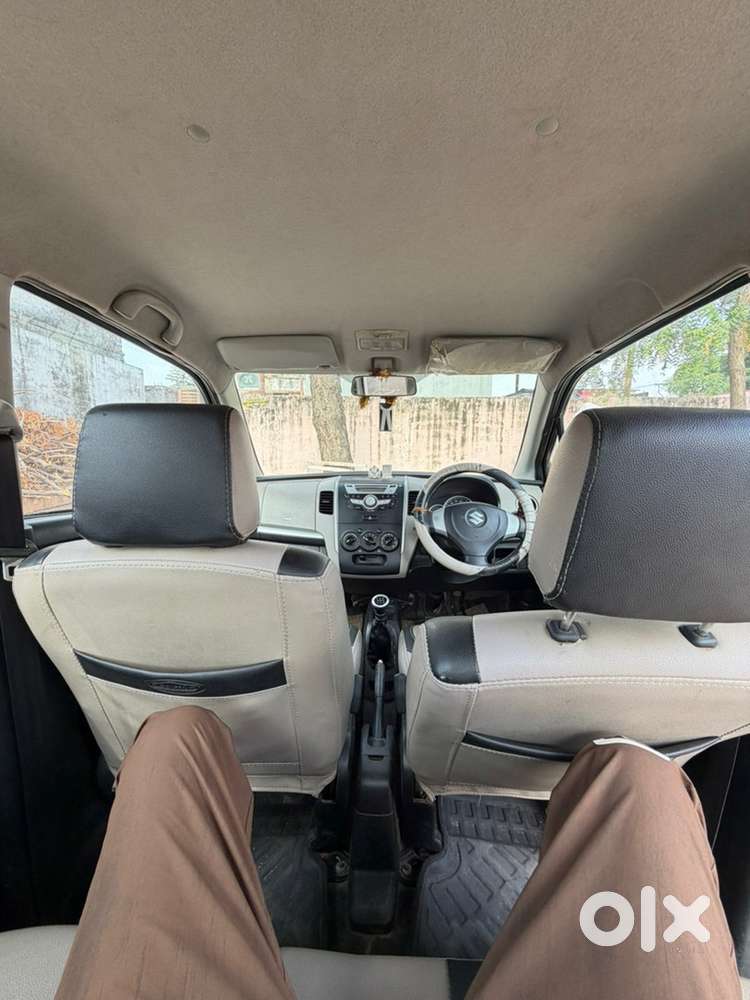 Maruti Suzuki Wagon R 2015 Last Month Insurence Complete Till Now