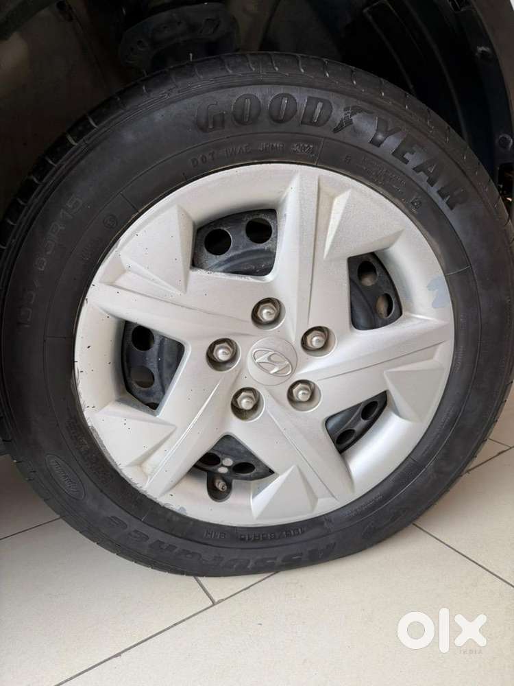 Hyundai Venue 2021 Petrol 67000 Km Driven