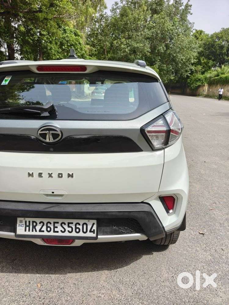 Tata Nexon 1.2 Revotron Xza Plus, 2021, Petrol