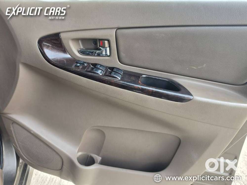 Toyota Innova 2.5 Z Diesel 7 Seater, 2015, Diesel