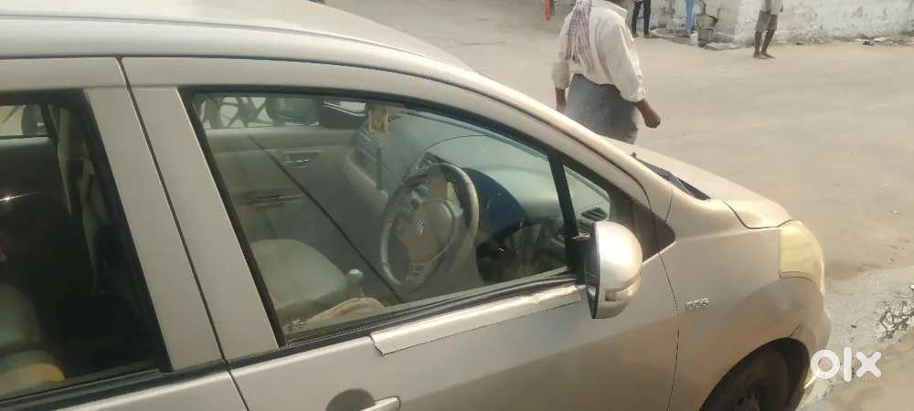 Maruti Suzuki Ertiga 2017