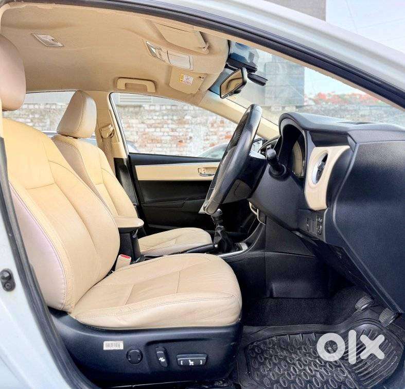 Toyota Corolla Altis 1.8 Gl, 2019, Petrol