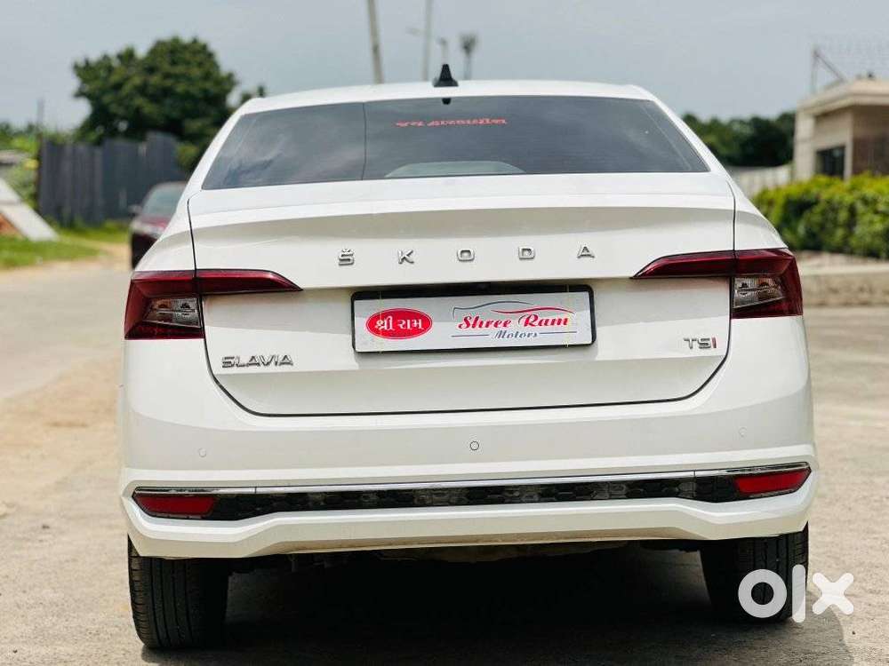 Skoda Slavia 1.5 Tsi Style At, 2023, Petrol
