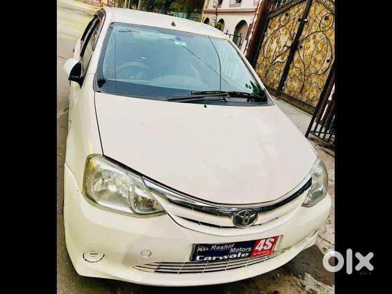 Toyota Etios Liva G Xclusive Edition, 2012, Petrol