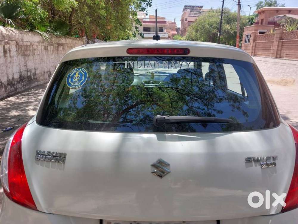 Maruti Suzuki Swift Zdi Plus, 2015, Diesel