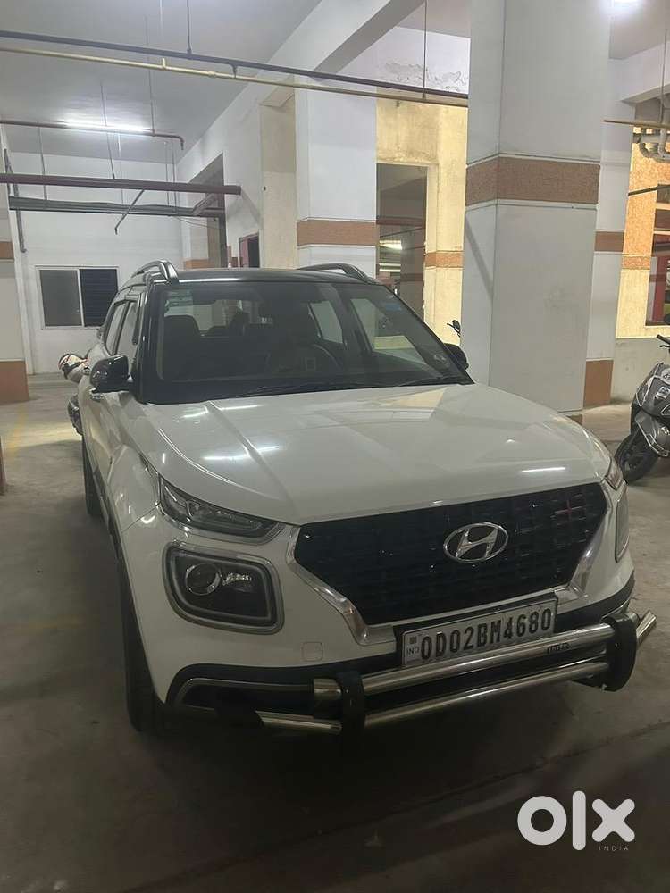 Hyundai Venue 2020 Petrol Good Condition