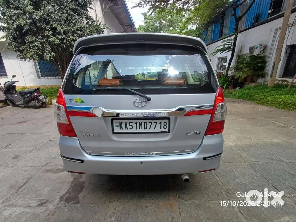 Toyota Innova 201
