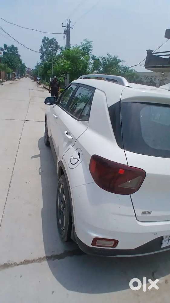 2020 Hyundai Venue Sx(o) Petrol Manual Dual Tone