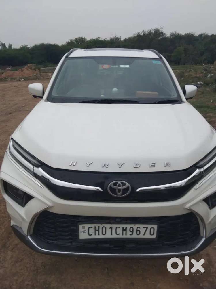 Toyota Hyryder Top Model