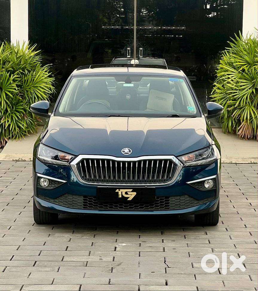 Skoda Slavia 1.5 Tsi Style At, 2023, Petrol