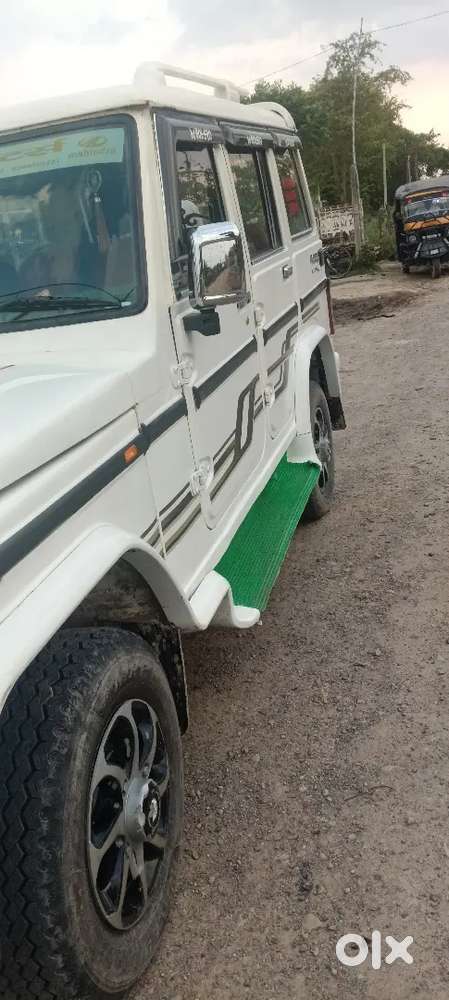 Mahindra Bolero Neo 2007