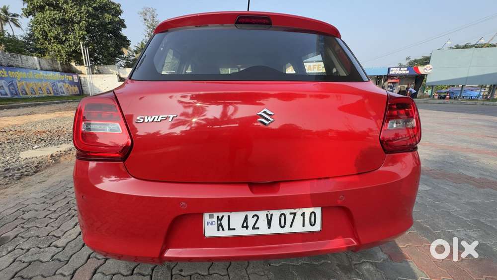 Maruti Suzuki New-gen Swift Vxi, 2022, Petrol