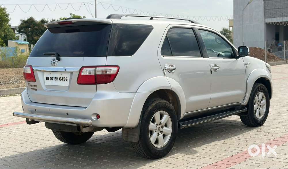 Toyota Fortuner, 2010, Diesel