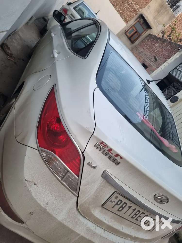 Hyundai Fluidic Verna 2013