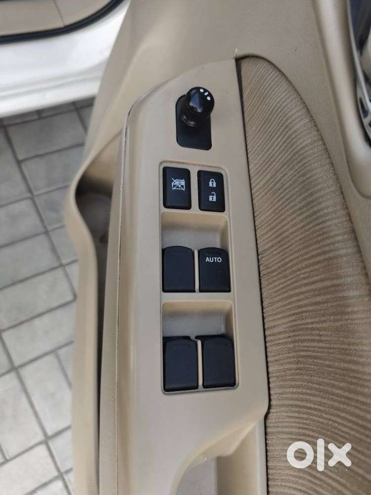 Maruti Suzuki Ertiga 2012-2015 Vdi, 2012, Diesel