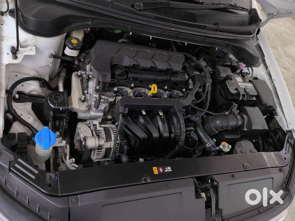 Hyundai Verna 1.5 Sx (o) Vtvt, 2025, Petrol