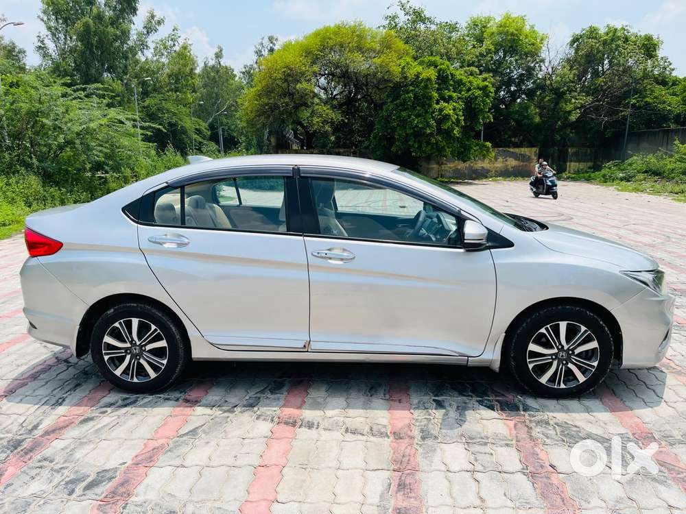 Honda City I-vtec V, 2017, Petrol