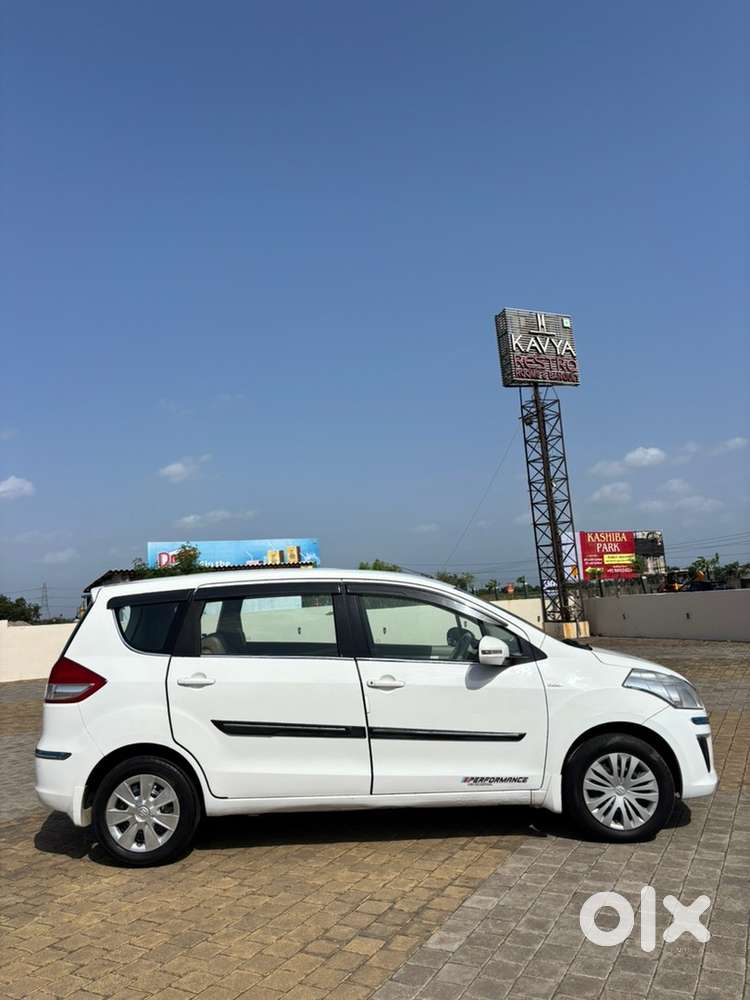 Maruti Suzuki Ertiga 2013 Diesel 88000 Km Driven