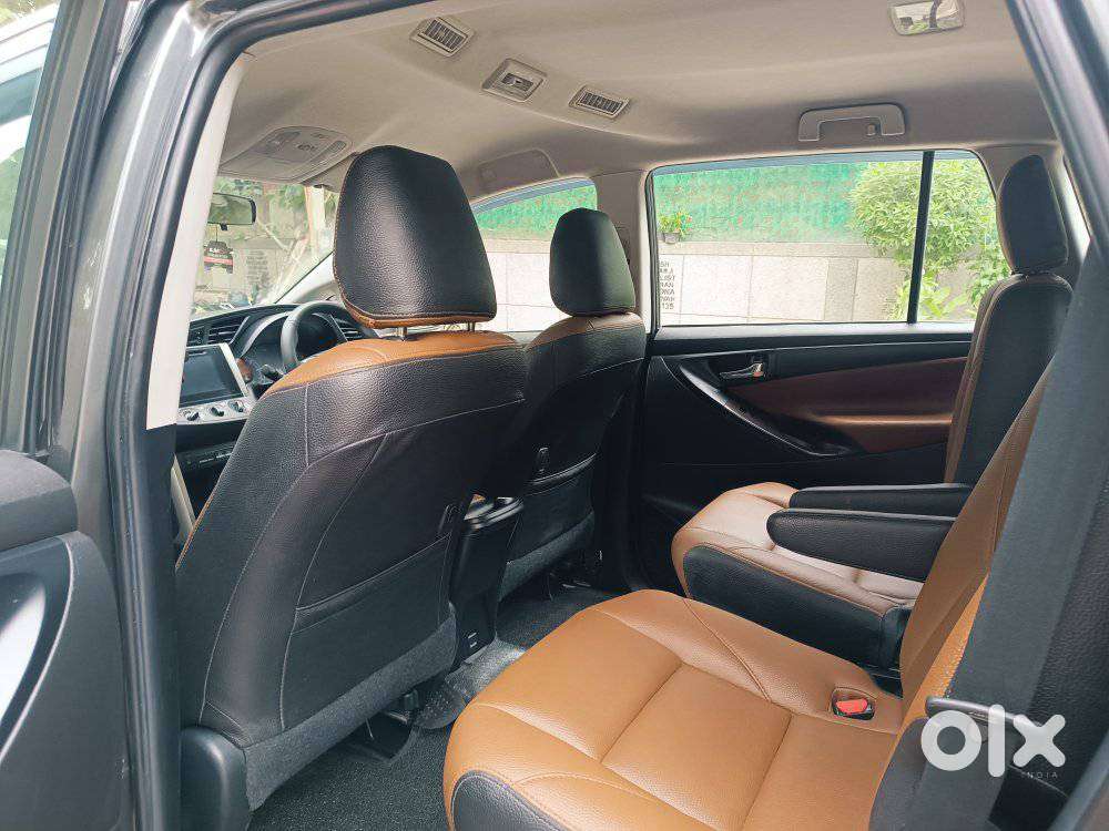 Toyota Innova Crysta [2020-ongoing] 2.4 Gx At 7 Str, 2020, Diesel