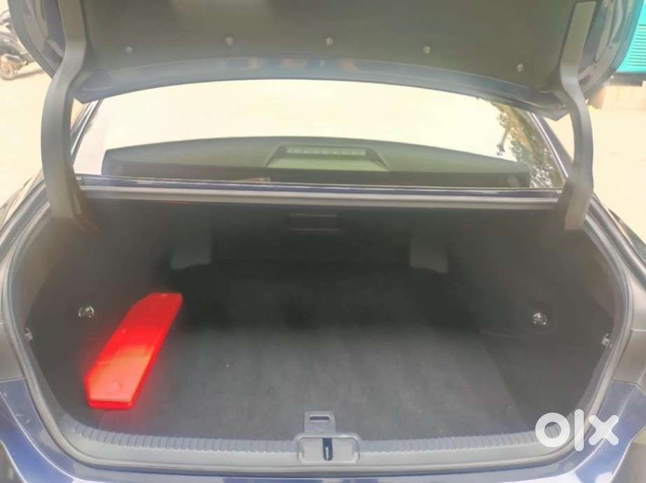 Lexus Es 300h Luxury, 2024, Petrol