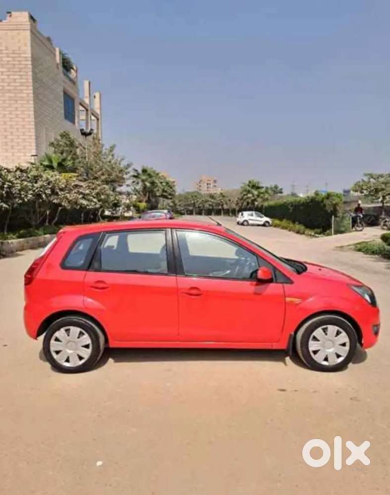 Ford Figo Petrol Lxi 2012