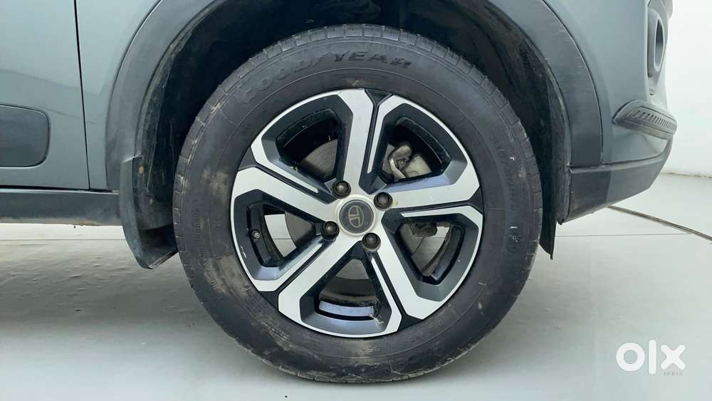 Tata Nexon 1.2 Revotron Xz Plus (s), 2023, Petrol