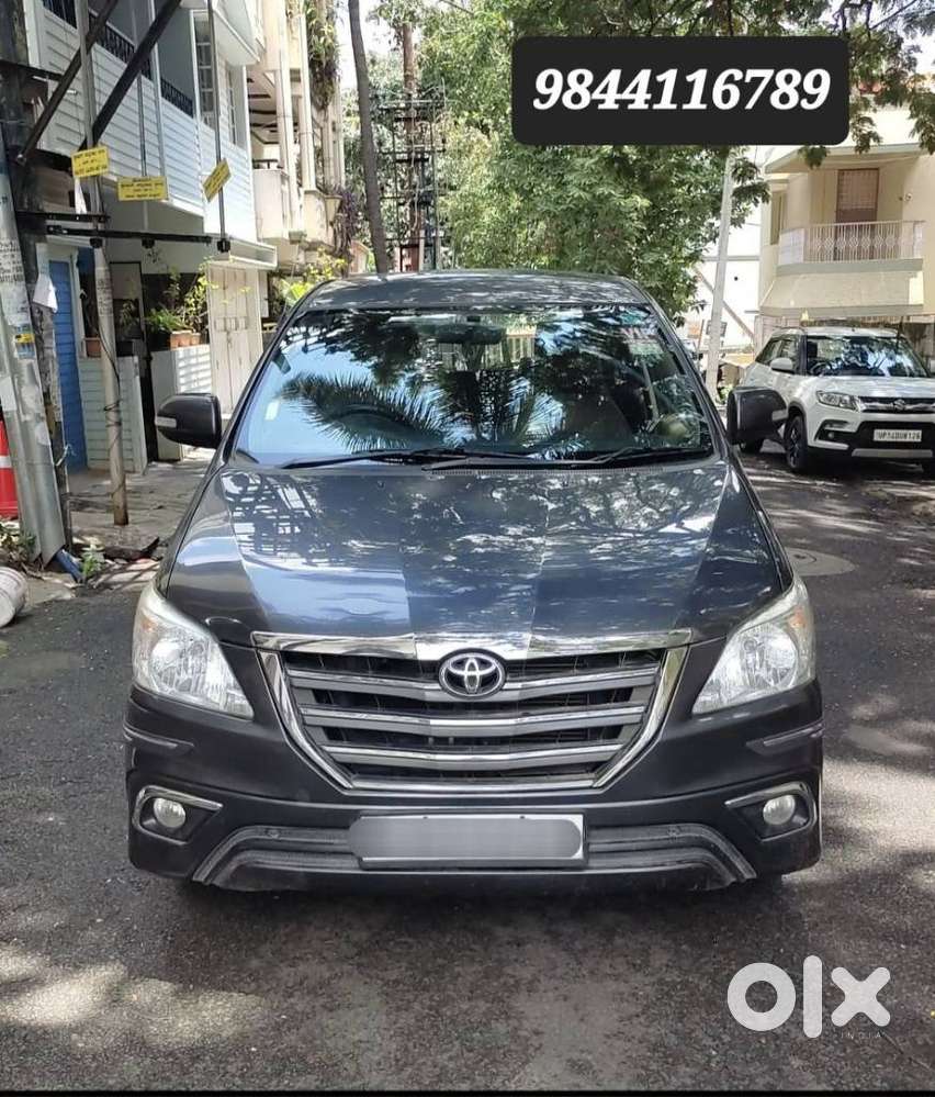 Toyota Innova 2.5 Vx 7 Seater Bs Iv, 2015, Diesel