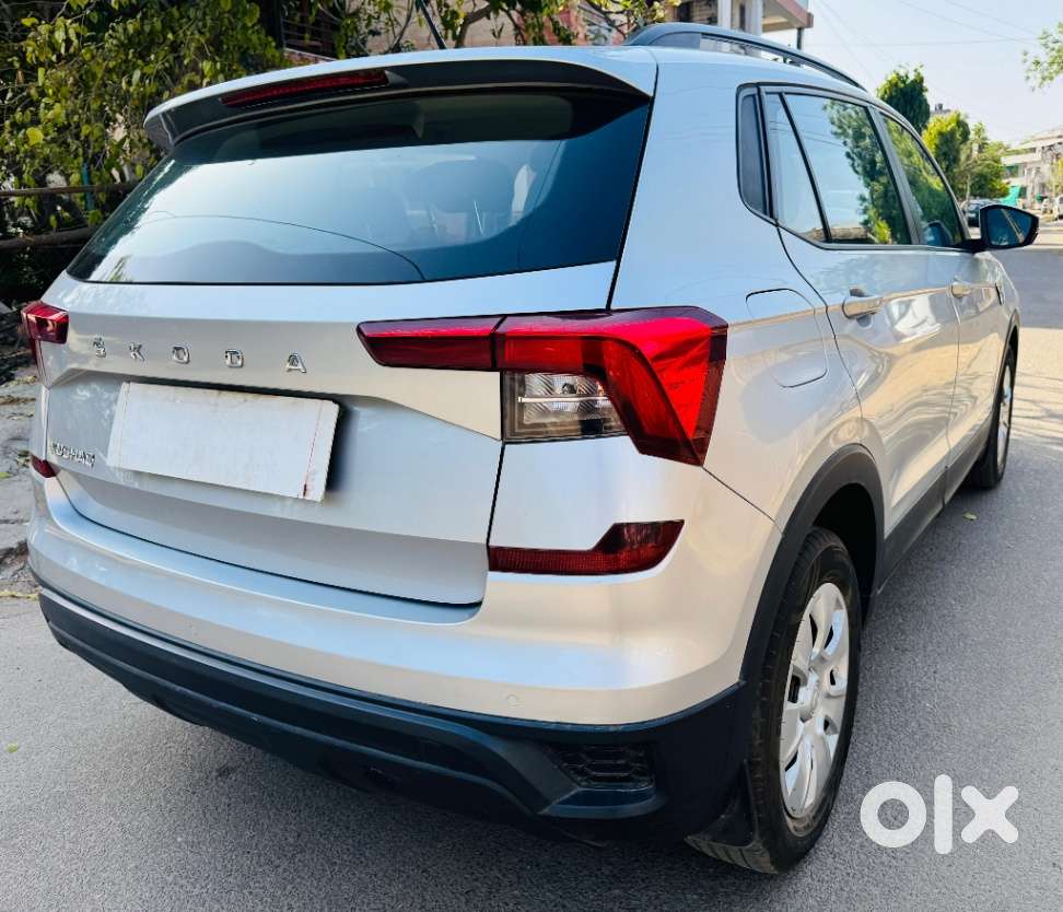 Skoda Kushaq Active 1.0 Tsi Mt, 2022, Petrol