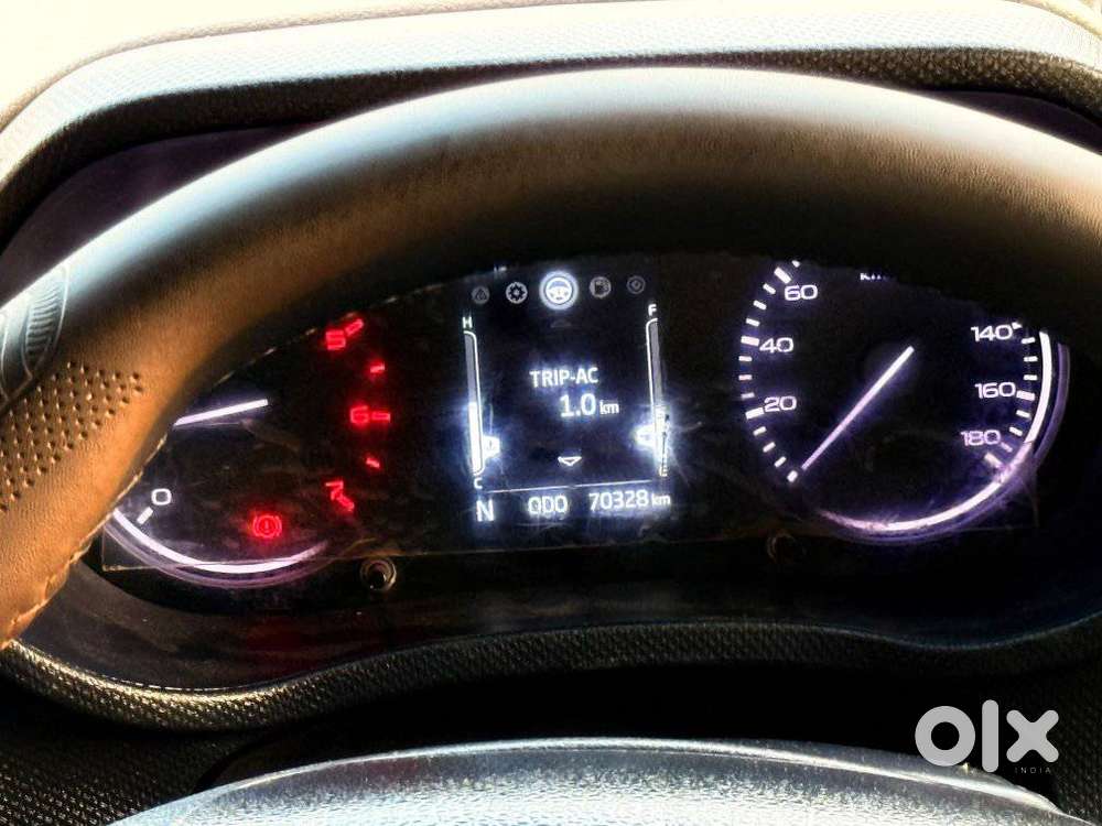 Mahindra Bolero Neo N8, 2023, Diesel