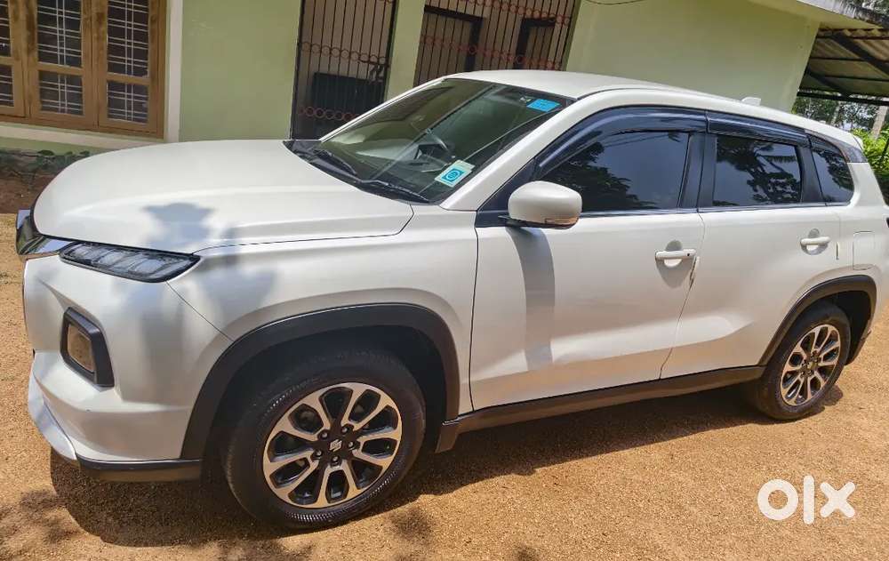 Maruti Suzuki Grand Vitara 1.5 Zeta Petrol Manual Transmission