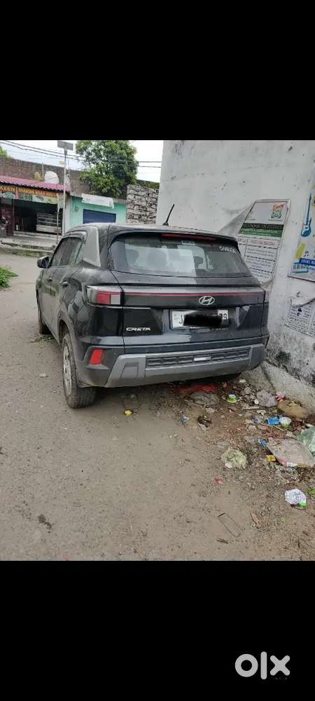 Hyundai Creta 2025 Petrol Well Maintained