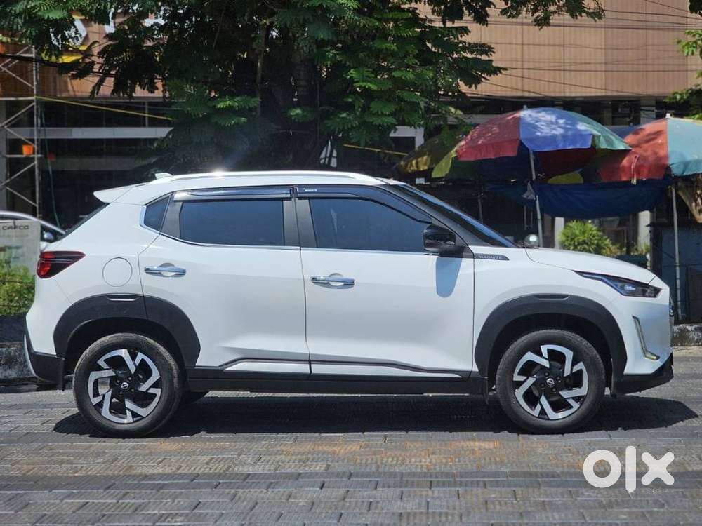 Nissan Magnite 1.0 Xv Turbo Cvt, 2023, Petrol