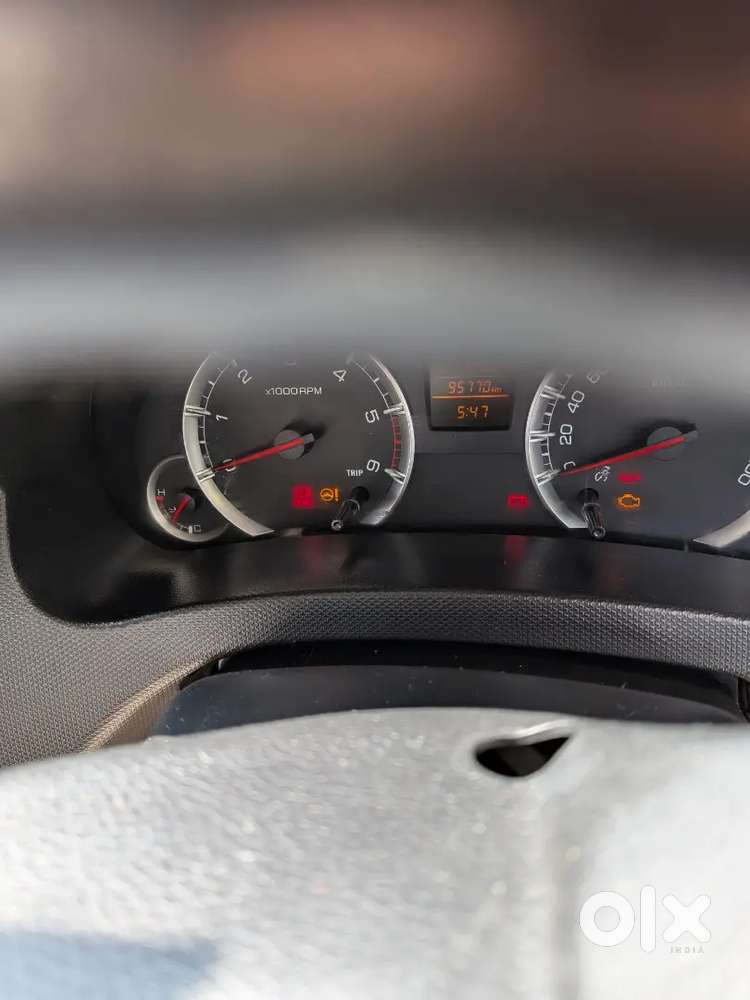 Maruti Sazuki Desire 2014 Zdi White,,pb22,,