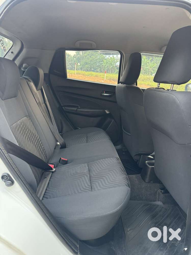 Maruti Suzuki Swift 2018 Amt Vxi, 2023, Petrol