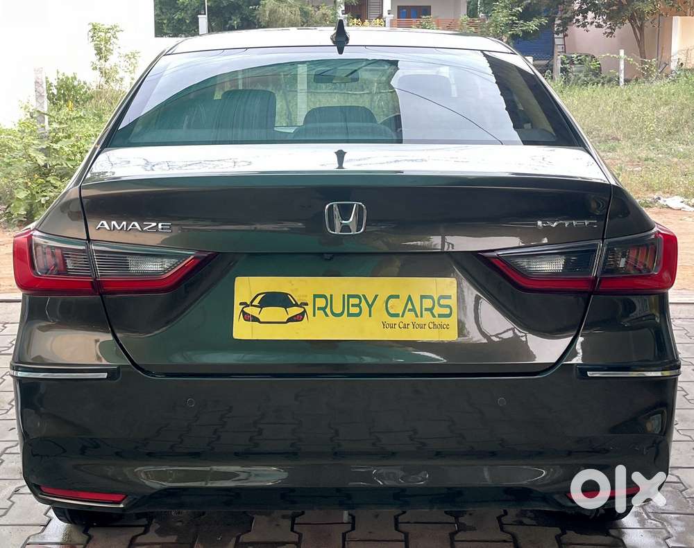 Honda Amaze 2nd Gen Vx, 2025, Petrol