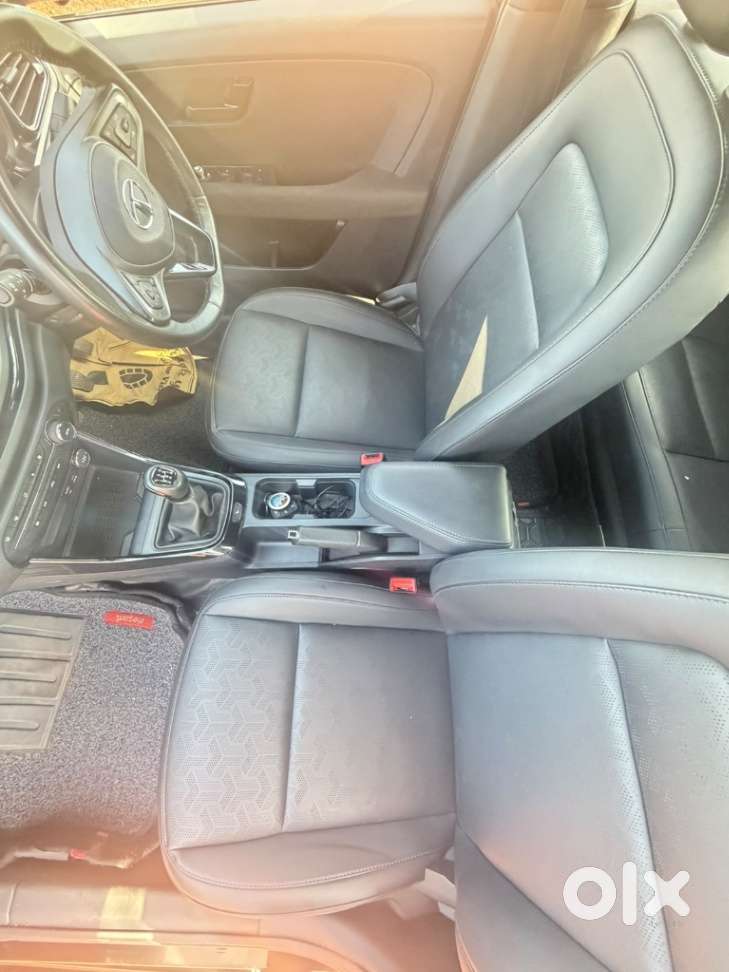 Tata Altroz 1.5 Xz Plus Diesel, 2024, Diesel