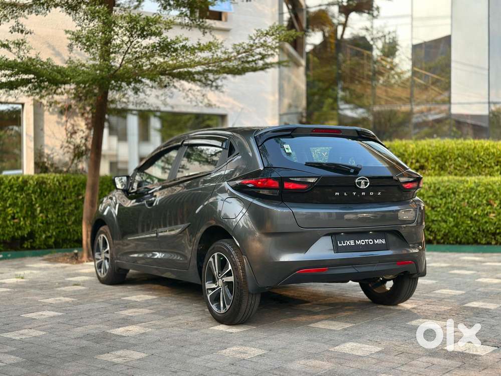 Tata Altroz 1.2 Xz Plus Rtn Dct, 2023, Petrol