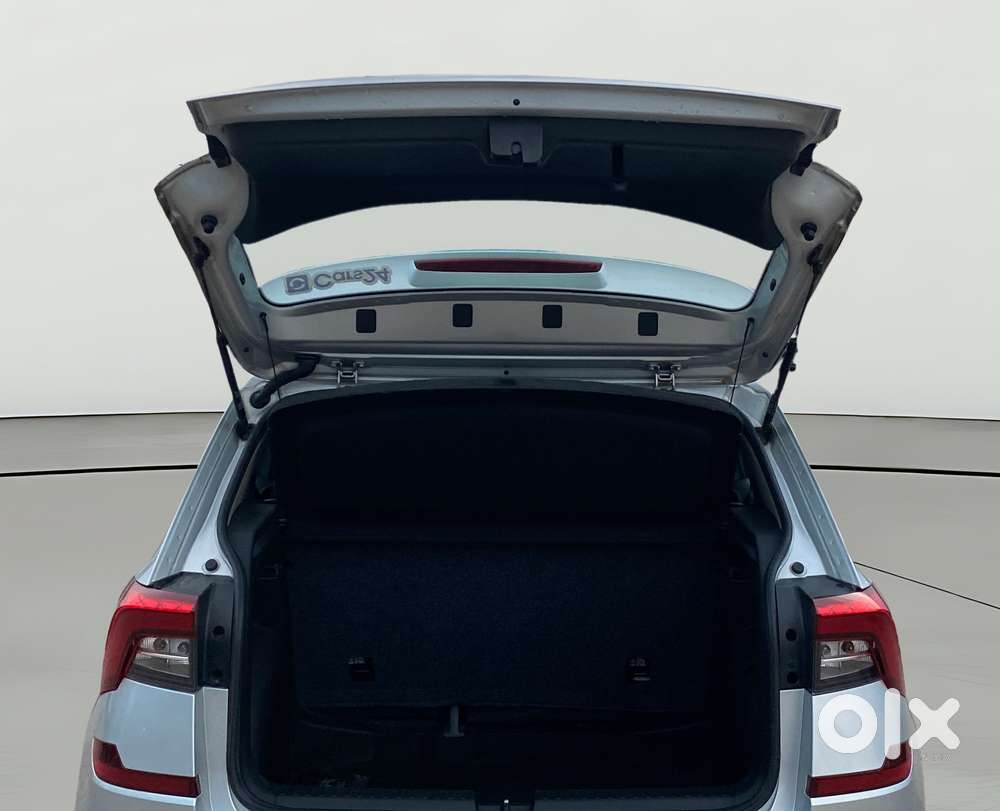 Skoda Kushaq 1.0 Tsi Active, 2022, Petrol