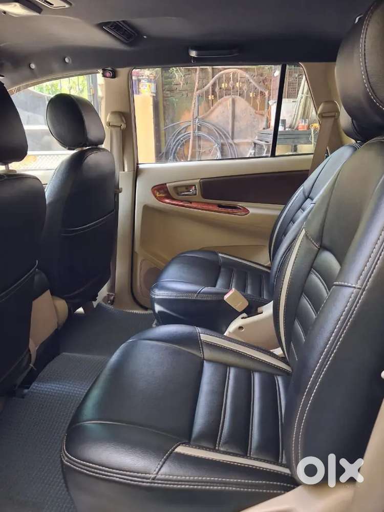 Toyota Innova 2.5 E 2007