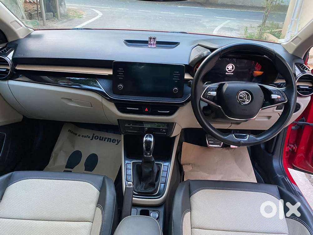 Skoda Slavia 1.0 Tsi Style, 2022, Petrol